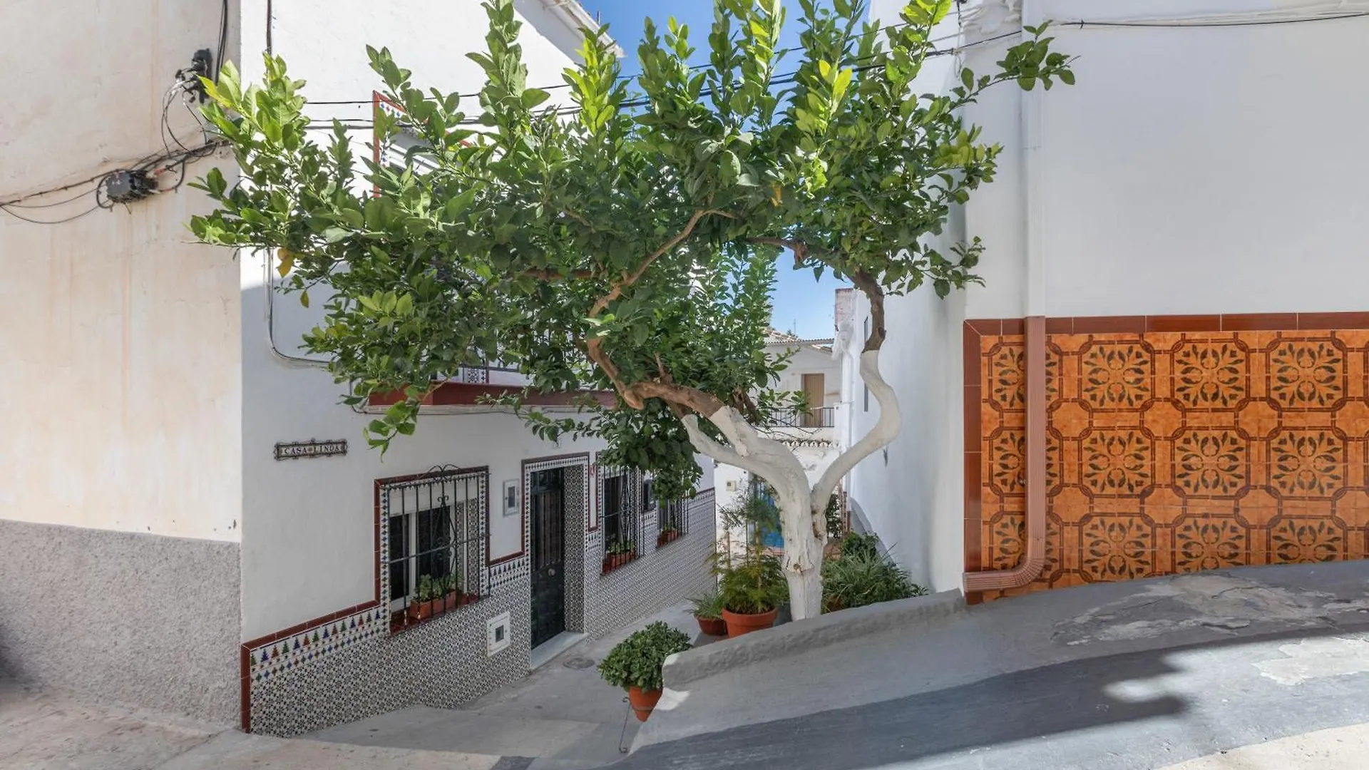 Casa Linda Villa Guaro Spain